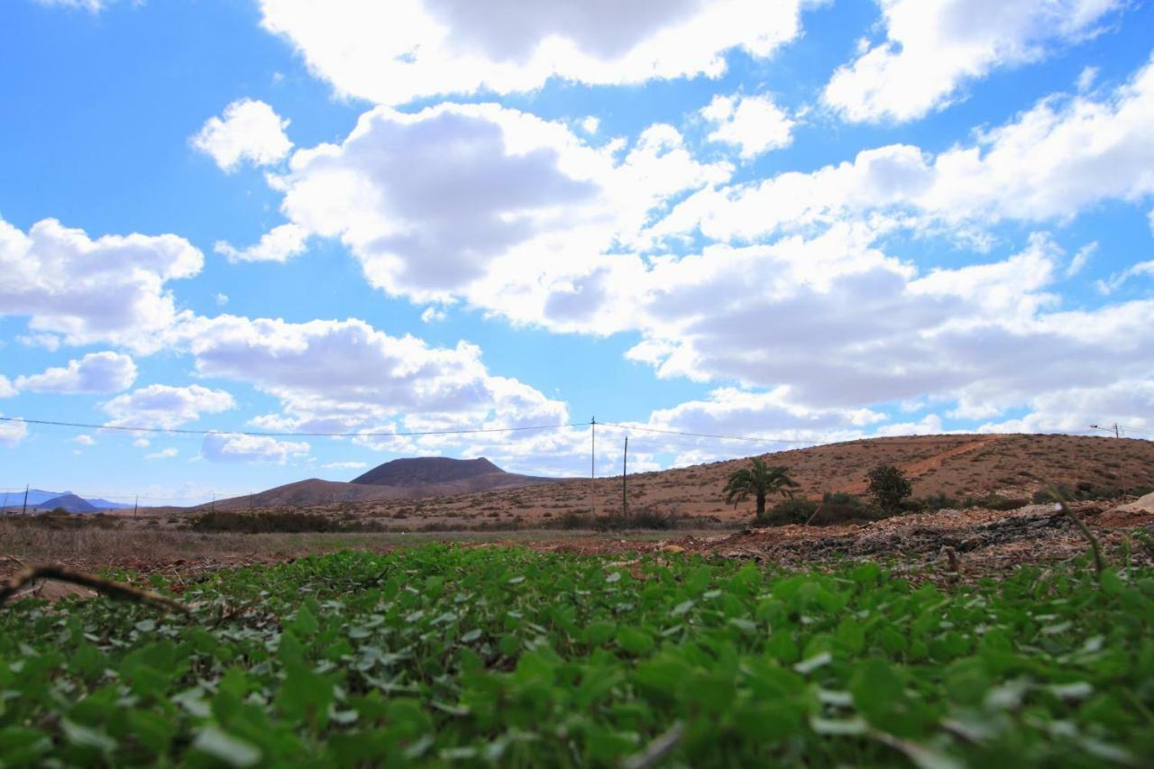 Montana Valles De Ortega - A Exterior photo